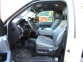 2014 FORD F550 SUPER DUTY REGULAR CAB & CHASSIS