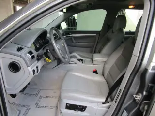 2005 PORSCHE CAYENNE