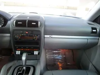 2005 PORSCHE CAYENNE