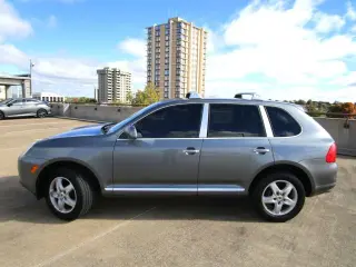 2005 PORSCHE CAYENNE
