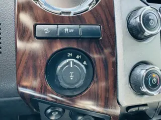 2015 Ford F-350 Lariat
