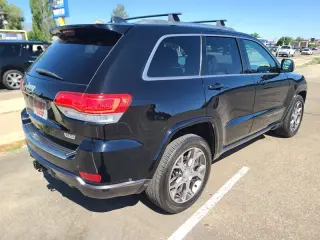 2018 Jeep Grand Cherokee Sterling Edition