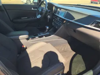 2019 Kia Optima LX 4-Door Sedan