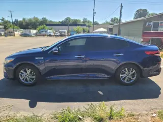 2019 Kia Optima LX 4-Door Sedan