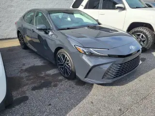Toyota Camry 2025 SE 4dr Sedan