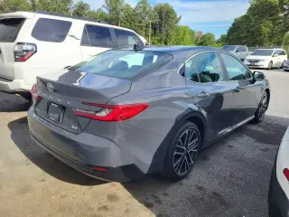 Toyota Camry 2025 SE 4dr Sedan
