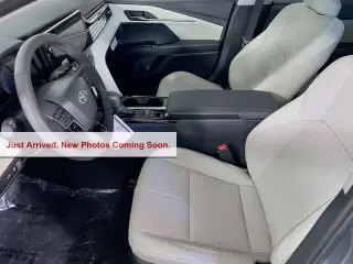 Toyota Camry 2026 SE 4dr Sedan