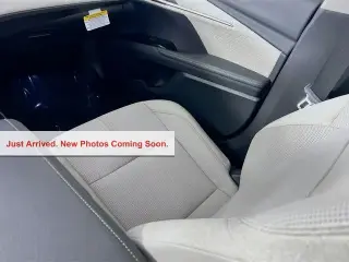 Toyota Camry 2026 SE 4dr Sedan