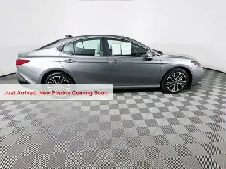 Toyota Camry 2026 SE 4dr Sedan