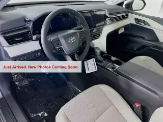 Toyota Camry 2026 SE 4dr Sedan