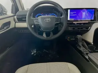 Toyota Camry 2026 SE 4dr Sedan