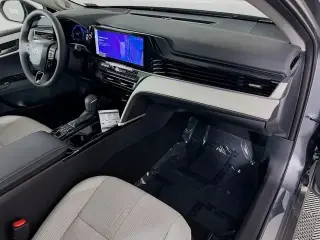 Toyota Camry 2026 SE 4dr Sedan