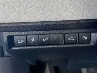 Toyota Camry 2026 SE 4dr Sedan