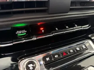 Lincoln Corsair 2023 AWD Reserve 4dr SUV