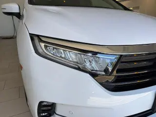Honda Odyssey 2024 Touring 4dr Mini-Van