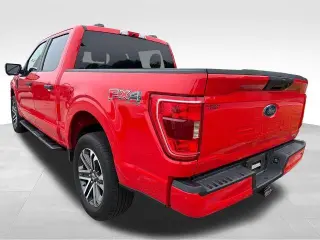 Ford F-150 2022 4x4 XL 4dr SuperCrew 5.5 ft. SB