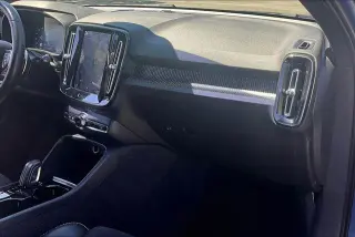Volvo XC40 2020 T4 R-Design 4dr SUV