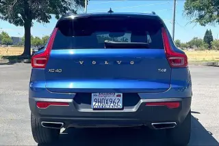 Volvo XC40 2020 T4 R-Design 4dr SUV