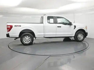 Ford F-150 2022 4x4 XL 4dr SuperCab 6.5 ft. SB