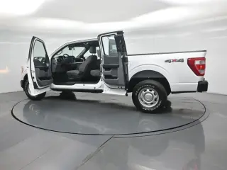 Ford F-150 2022 4x4 XL 4dr SuperCab 6.5 ft. SB