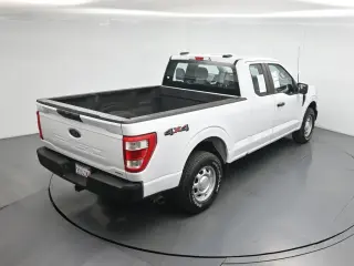 Ford F-150 2022 4x4 XL 4dr SuperCab 6.5 ft. SB