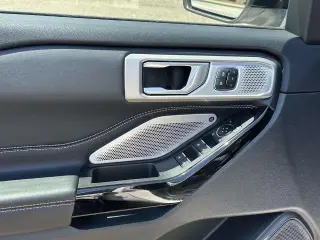 Ford Explorer 2023 AWD ST 4dr SUV