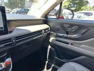 Lincoln Corsair 2023 AWD Reserve 4dr SUV