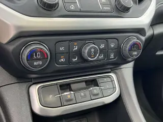 GMC Acadia 2022 4x4 SLT 4dr SUV