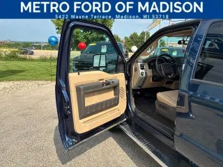 Ford F-350 Super Duty 2016 4x4 King Ranch 4dr Crew Cab 6.8 ft. SB SRW Pickup