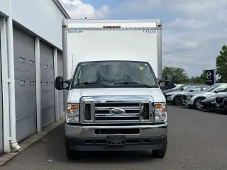 Ford E-Series 2023 E-350 SD 2dr 138 in. WB SRW Cutaway Chassis