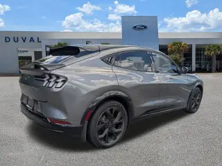 Ford Mustang Mach-E 2023 Premium 4dr SUV