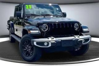 Jeep Gladiator 2023 4x4 Sport 4dr Crew Cab 5.0 ft. SB