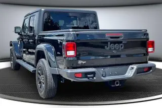 Jeep Gladiator 2023 4x4 Sport 4dr Crew Cab 5.0 ft. SB