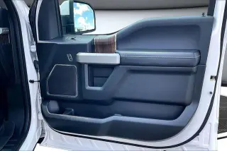 Ford F-150 2017 4x4 King Ranch 4dr SuperCrew 5.5 ft. SB