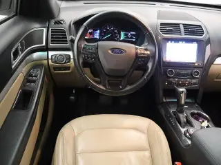 Ford Explorer 2017 AWD XLT 4dr SUV