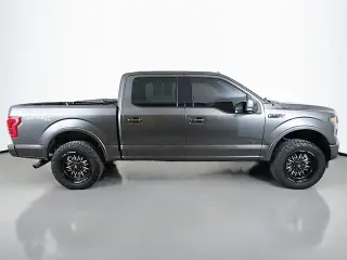Ford F-150 2017 4x4 XLT 4dr SuperCrew 5.5 ft. SB