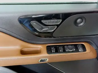 Lincoln Aviator 2021 AWD Reserve 4dr SUV