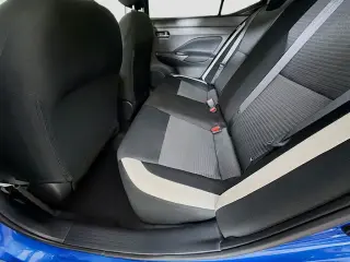 Nissan Versa 2021 SV 4dr Sedan