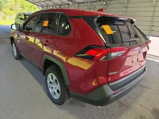 Toyota RAV4 2025 AWD LE 4dr SUV