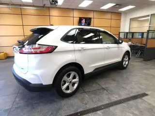 Ford Edge 2023 AWD SE 4dr Crossover