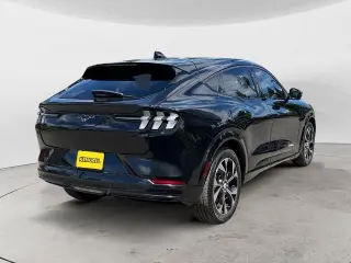 Ford Mustang Mach-E 2023 AWD Premium 4dr SUV