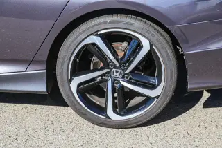Honda Accord 2018 Sport 4dr Sedan (1.5T I4 CVT)