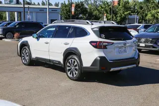 Subaru Outback 2025 AWD Touring XT 4dr Crossover