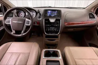 Chrysler Town and Country 2014 Touring-L 4dr Mini-Van