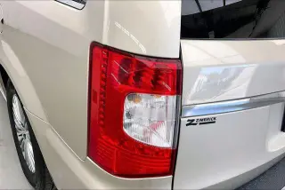 Chrysler Town and Country 2014 Touring-L 4dr Mini-Van