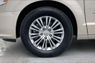 Chrysler Town and Country 2014 Touring-L 4dr Mini-Van