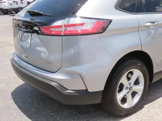 Ford Edge 2022 AWD SE 4dr Crossover