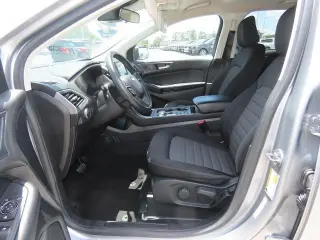 Ford Edge 2022 AWD SE 4dr Crossover