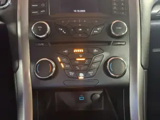 Ford Fusion Hybrid 2017 SE 4dr Sedan