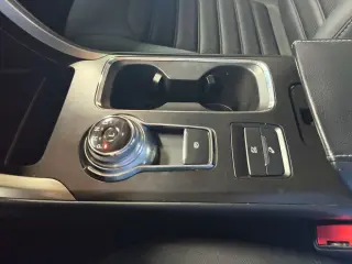 Ford Fusion Hybrid 2017 SE 4dr Sedan